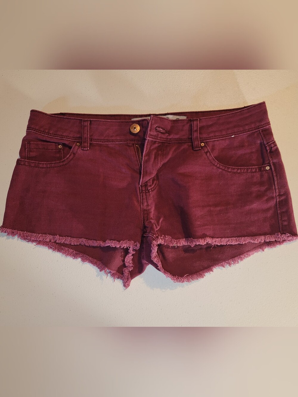 Denim&Co Burgundy Frayed Hem Jean Shorts, 4